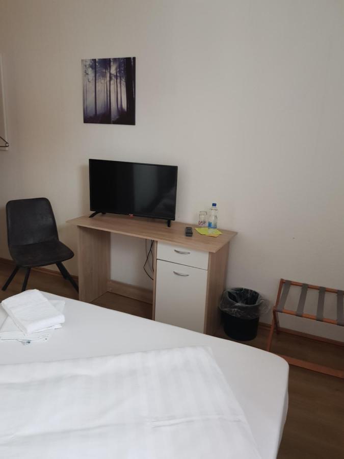 Hotel Zur Altstadt Calbe エクステリア 写真